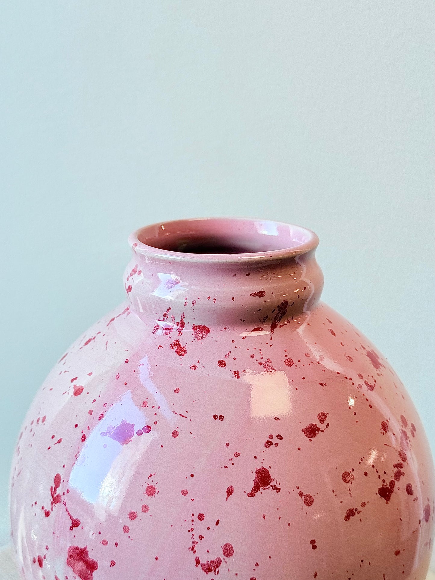 Rosa Vas Röda stänk