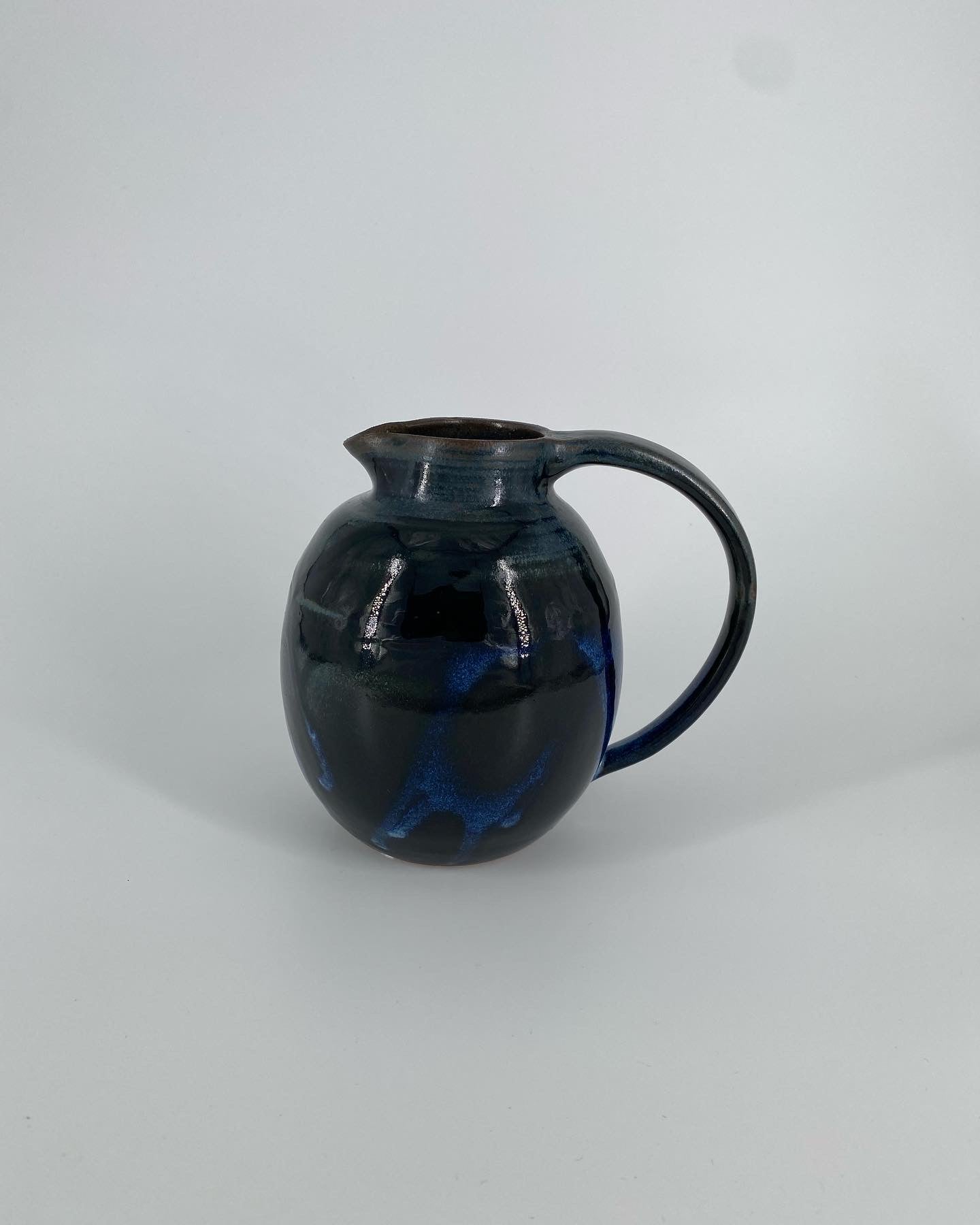 Ocean Pitcher 12DL